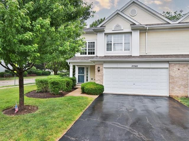 Townhouse for sale in Mchenry, Illinois