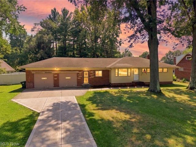 House for sale in Hinckley, Ohio