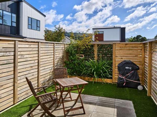 Townhouse for sale in Days Bay, Wellington