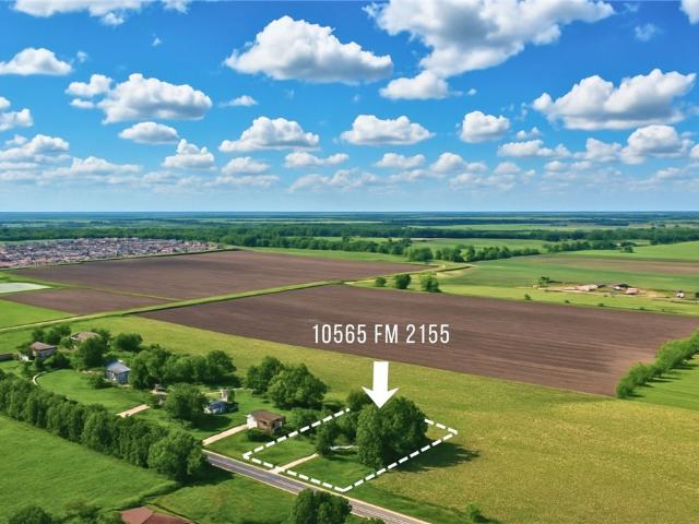 House for sale in Snook, Texas