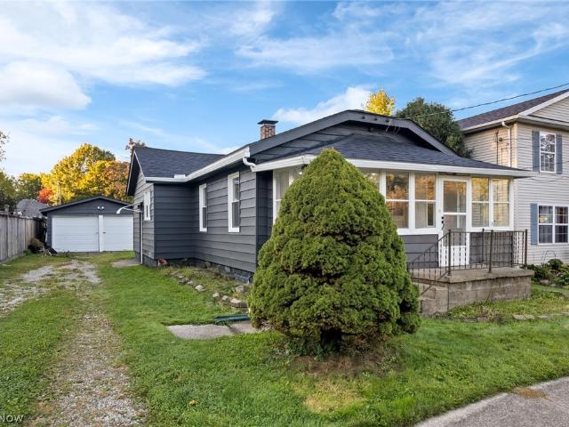 House for sale in Chapel Hill, Akron
