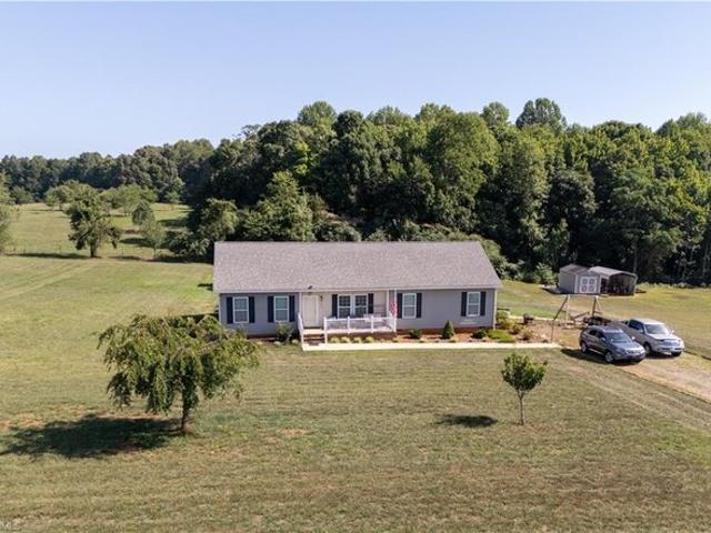 House for sale in Boonville, North Carolina