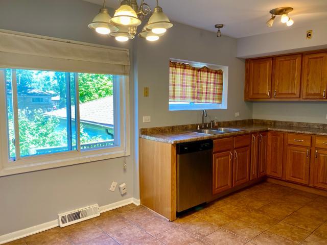 Townhouse for sale in Forest Park, Illinois