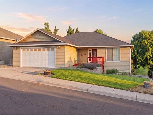 House for sale in Oregonia