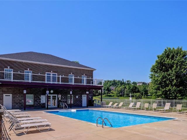 House for sale in Hickory, Pennsylvania