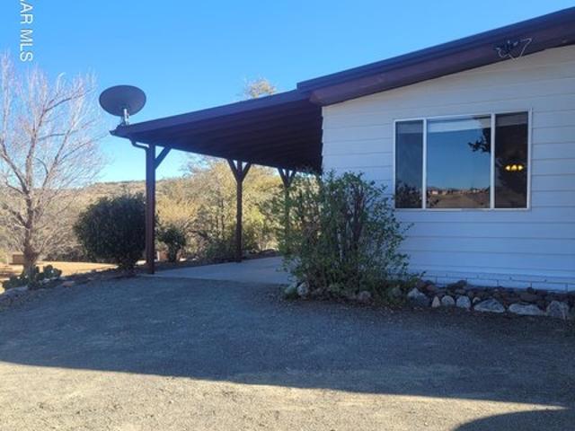 House for sale in Dewey, Arizona
