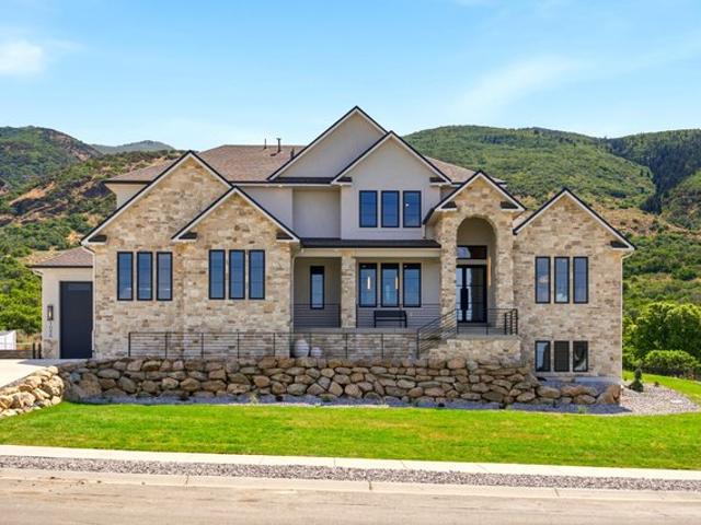 House for sale in Kaysville, Utah
