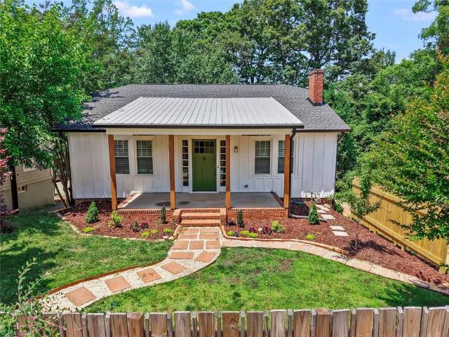 House for sale in Pfafftown, North Carolina