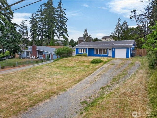 House for sale in Oak Harbor, Washington