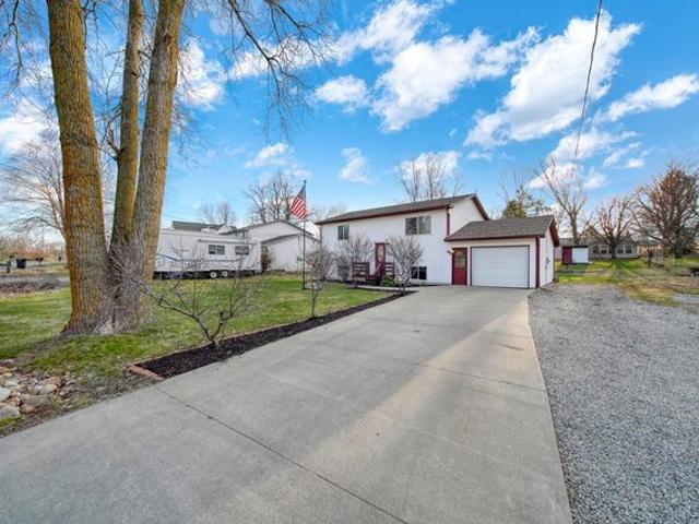House for sale in Cement City, Michigan