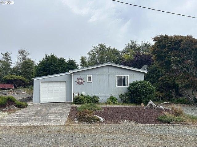 House for sale in Oregonia