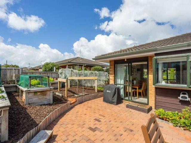 Apartment for sale in Orewa