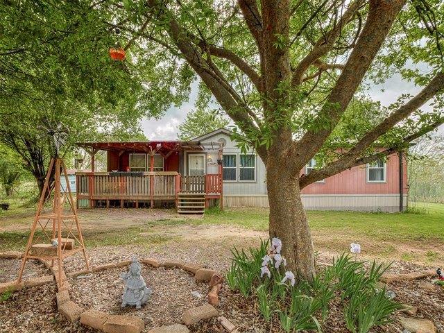 House for sale in Mcloud, Oklahoma