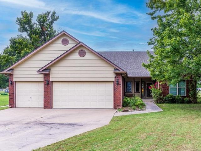 House for sale in Rogers, Oklahoma