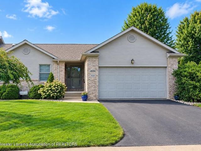 Condo for sale in Eaton, Michigan