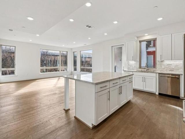 Condo for sale in San Mateo, California