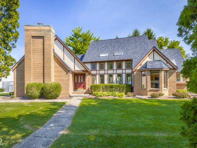 House for sale in Columbus, Indiana