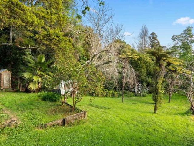 House for sale in Awhitu, Oroua County