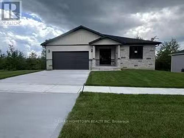House for sale in Brockville, Ontario
