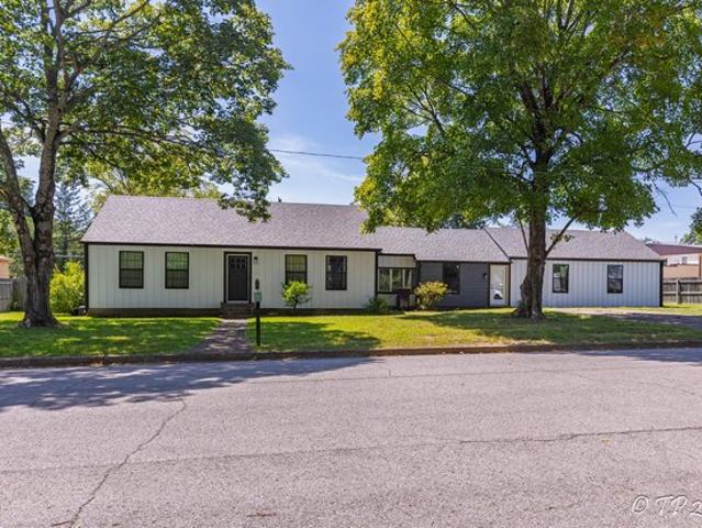 House for sale in Howell, Missouri