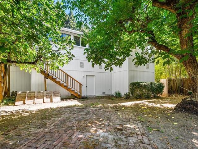 House for sale in Forestville, California