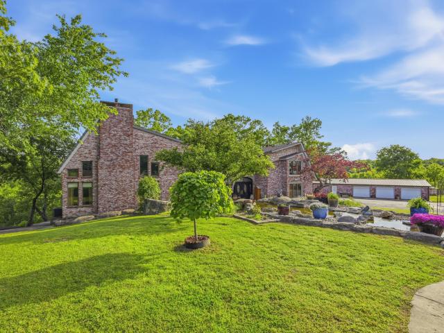 House for sale in Neosho, Missouri