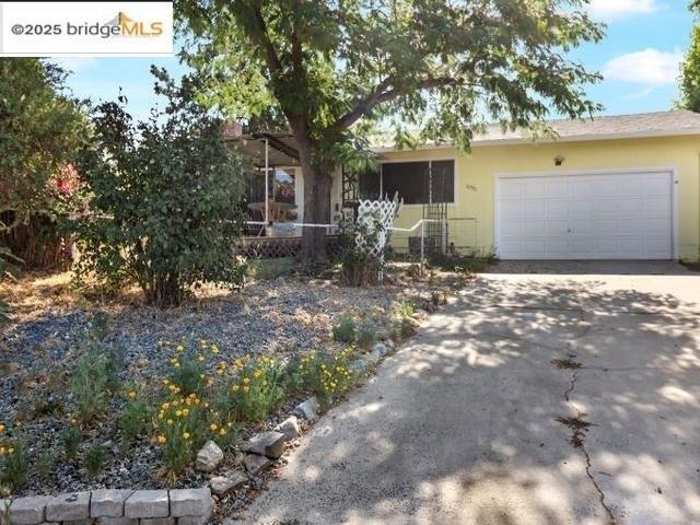 House for sale in Jamestown, California