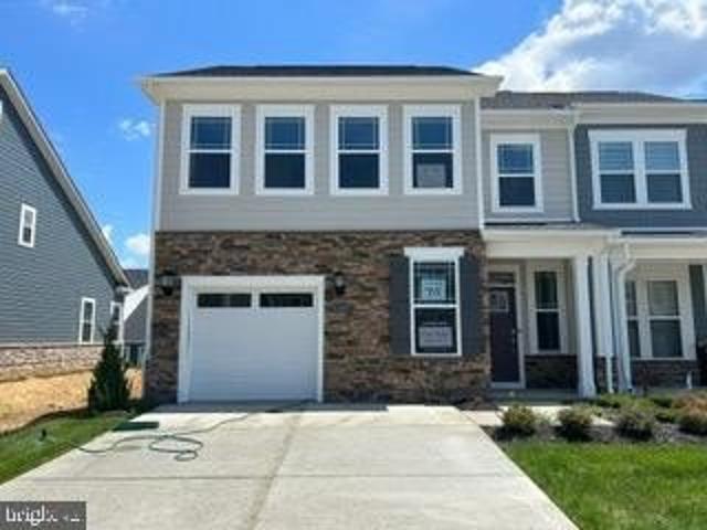House for sale in White Plains, Maryland