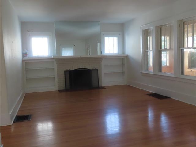 House for sale in Syracuse, New York