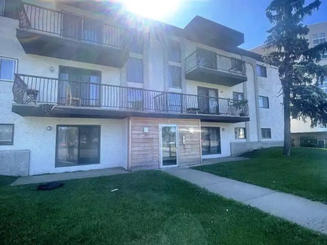 Condo for rent in Wedgewood, Alberta