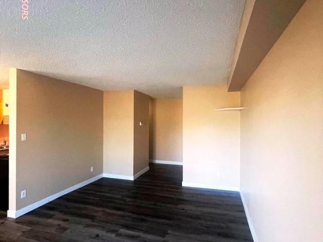 Apartment for rent in Wedgewood, Alberta