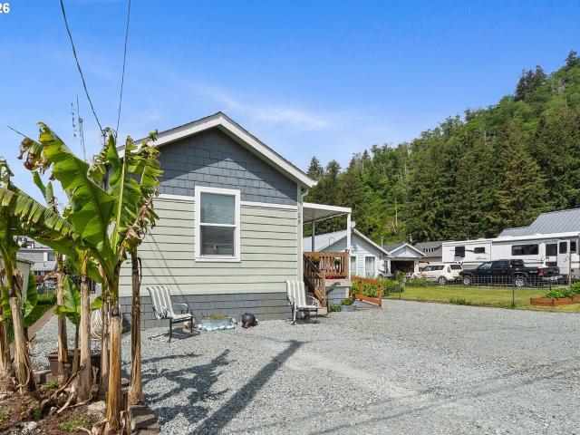 House for sale in Oregonia