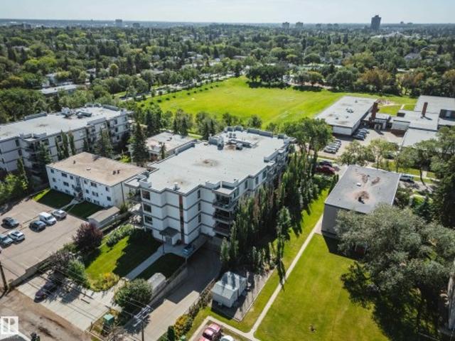 Condo for sale in Wedgewood, Alberta