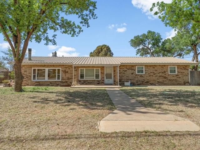 House for sale in Seagraves, Texas
