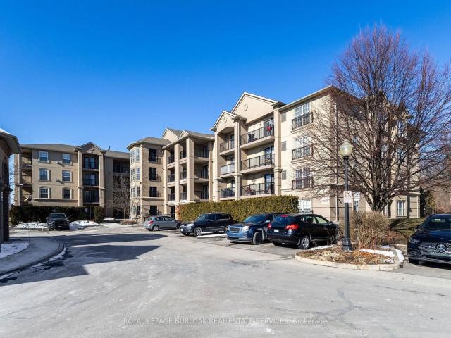 Condo for sale in Burlington, Ontario