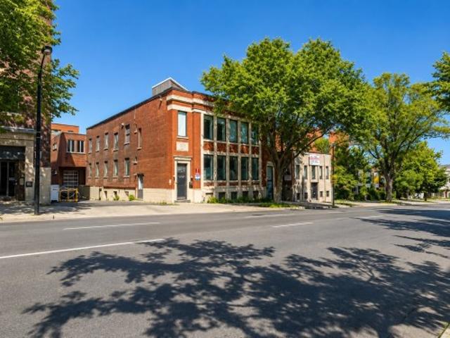 Commercial for sale in St. Leonard's, Quebec