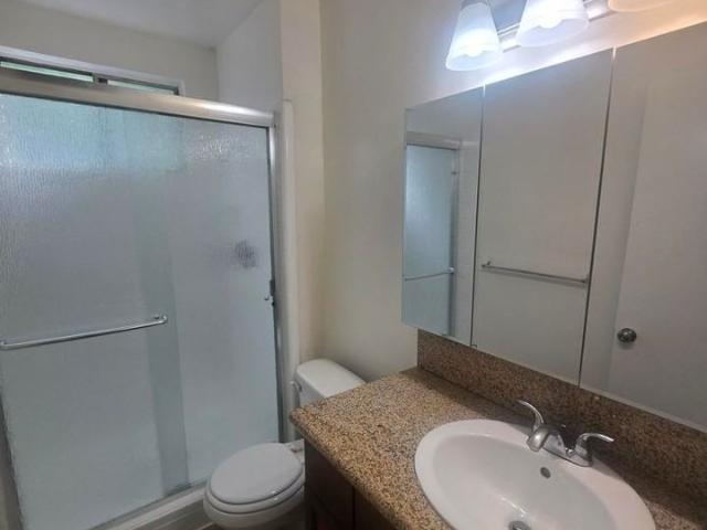 Apartment for rent in Glendale, California