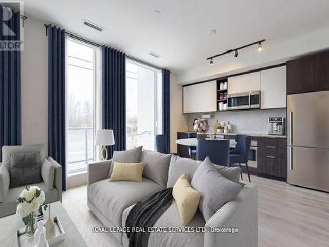 Townhouse for rent in Woburn, Ontario