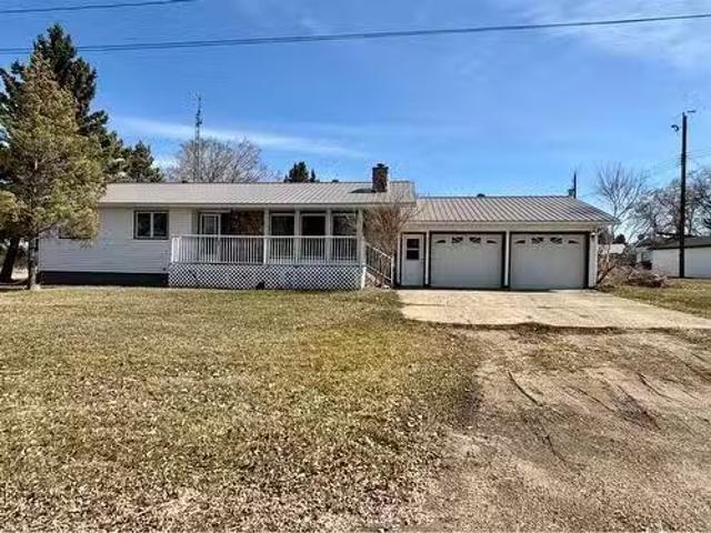 House for sale in Cadogan, Alberta