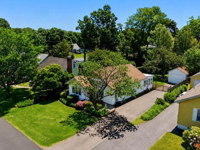 House for sale in Huntington, New York