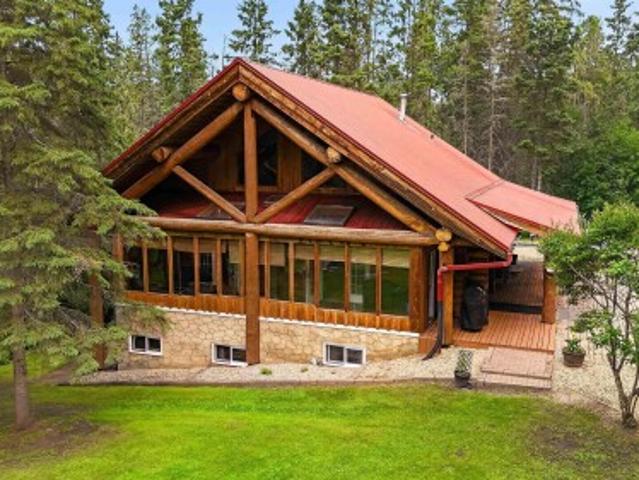 House for sale in Alberta
