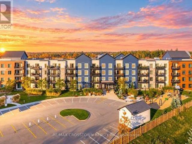 Condo for sale in Barrie, Central Ontario