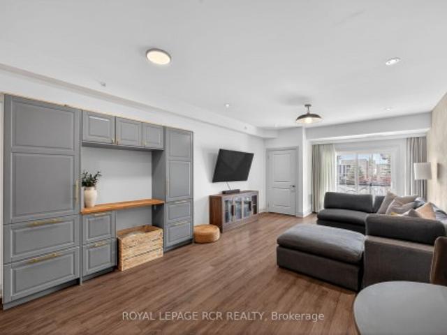 Condo for sale in Ardagh Bluffs, Barrie