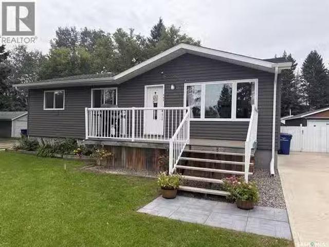 House for sale in Nipawin, Saskatchewan