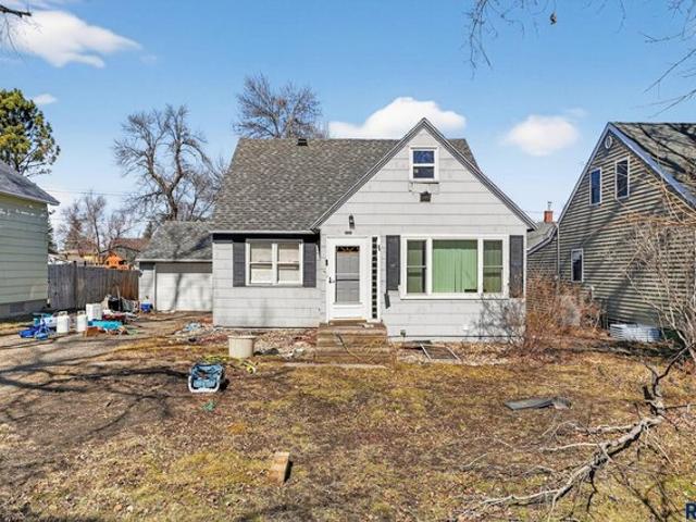 House for sale in Clear Lake, South Dakota