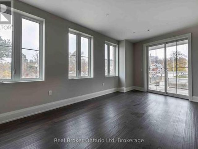 Commercial for rent in Grey, Ontario