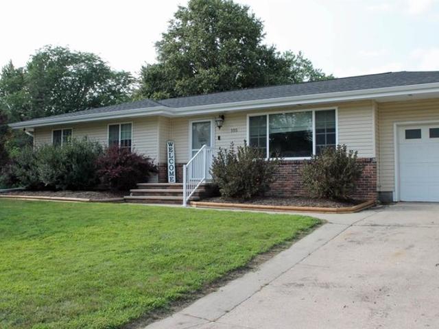 House for sale in Waverly, Iowa