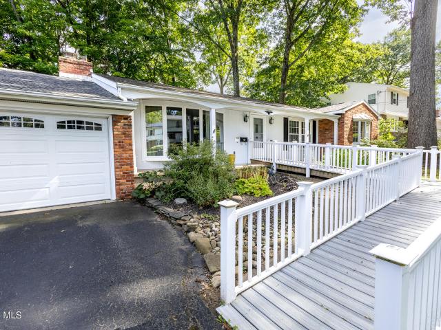 House for sale in Woodhaven, Schenectady County