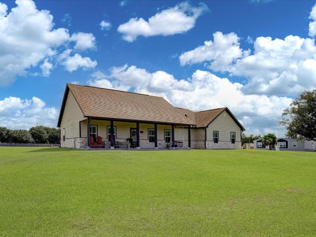 House for sale in North Lake, Winnie