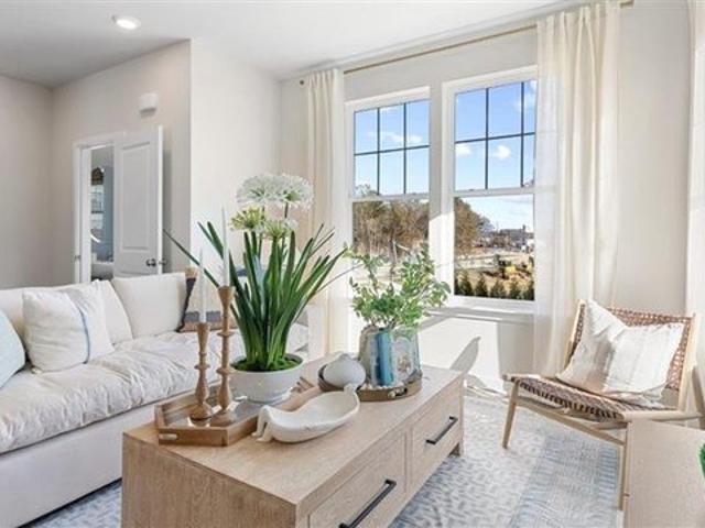 Townhouse for sale in Harrisburg, Pennsylvania